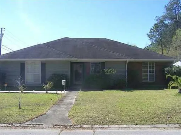 11545 Bayou Pl, Ocean Springs, MS 39564