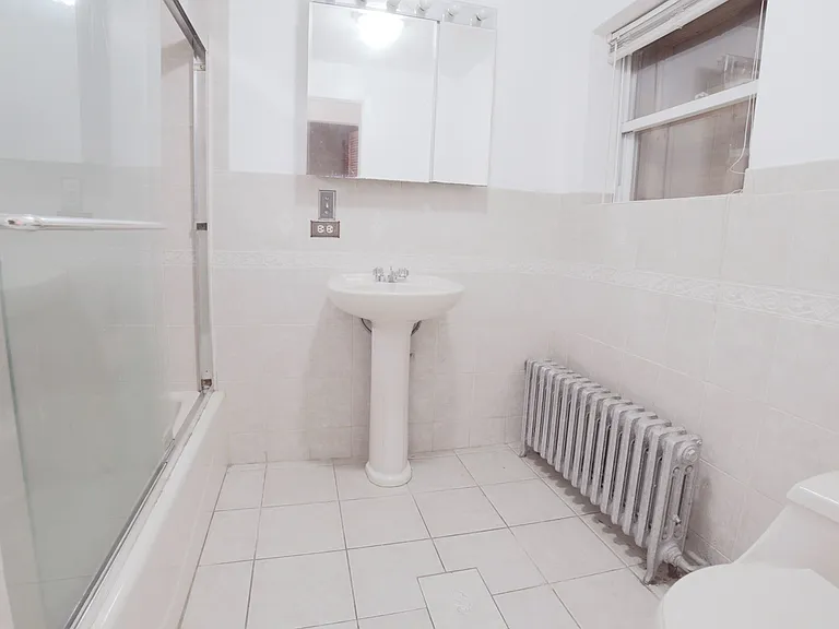 414 E 142nd St #GARDEN — Photo 6