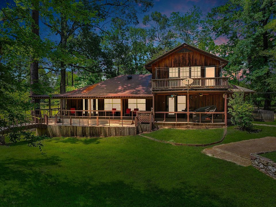 1st image of 750 County Road 4400
