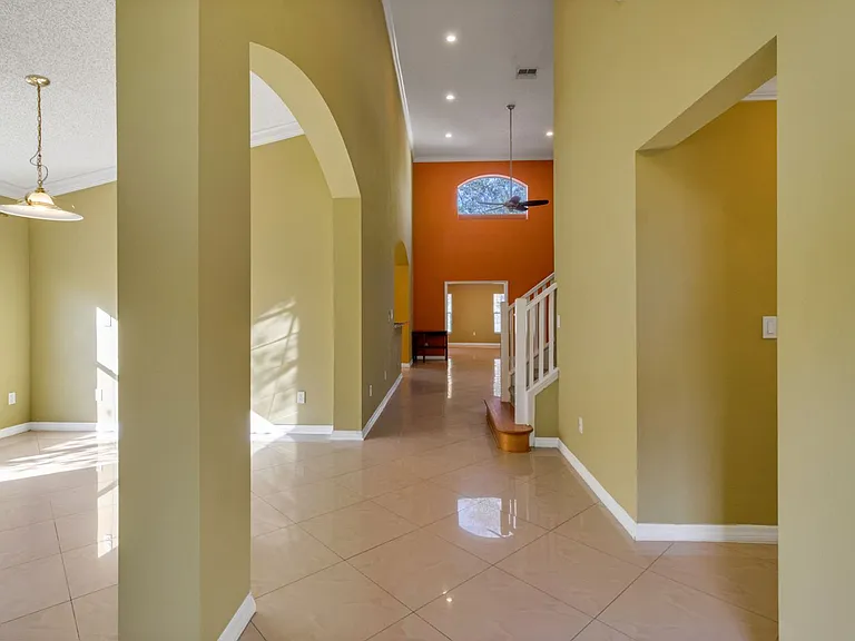 5604 Florence Harbor Dr — Photo 4
