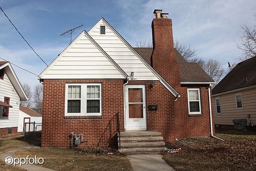 1st image of 807 N Monroe Ave