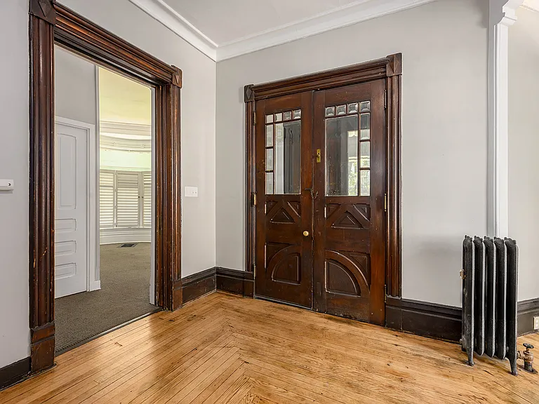 316 Stuart Ave #1 — Photo 3