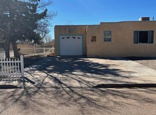 132 Pine St, Santa Fe, NM 87501