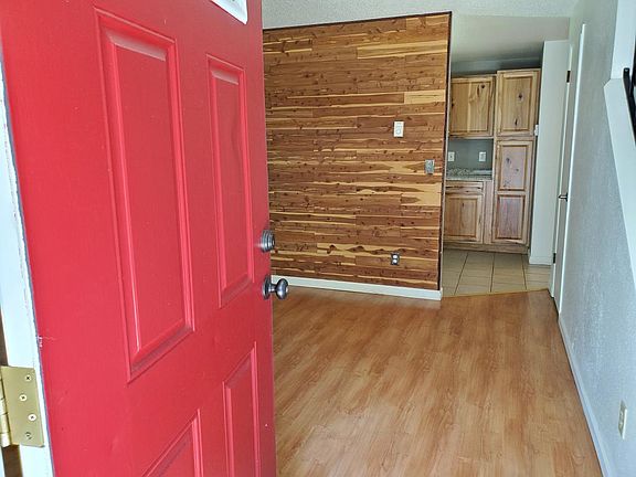4th image of 6318 6th Ave SE #1A