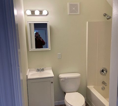 2nd image of 728 McSorley St #1/2