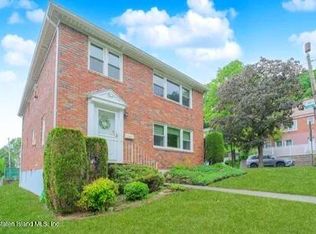 1 Foote Ave, Staten Island, NY 10301