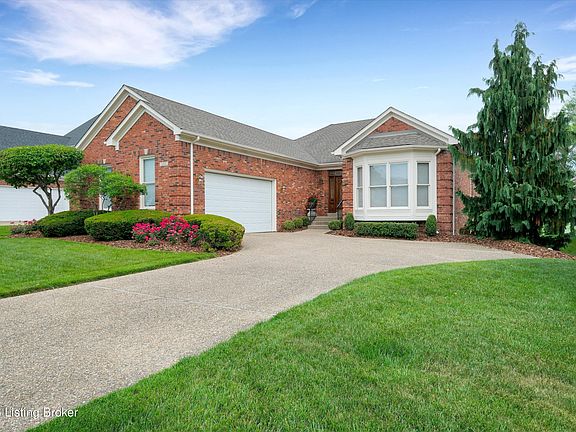 3rd image of 1315 Garden Hill Pl