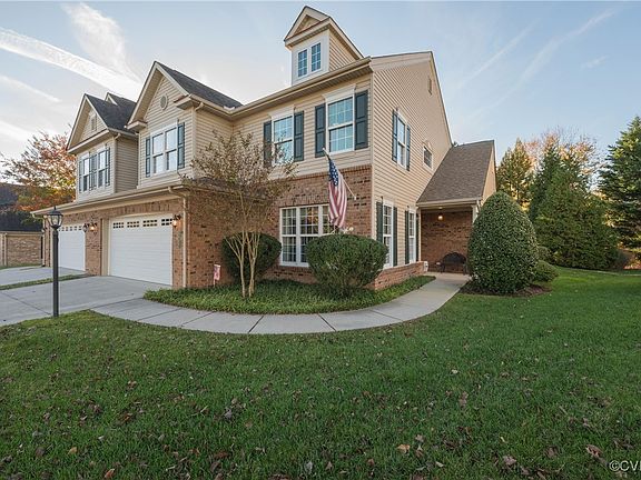 2nd image of 5018 Lewisetta Dr