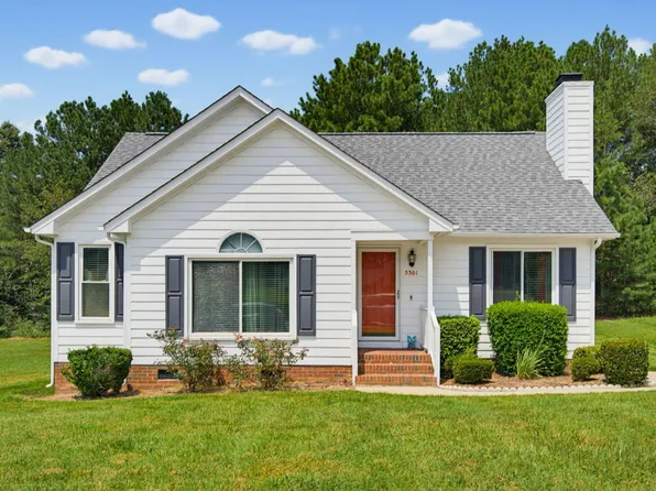 5301 Cottage Bluff Ln, Knightdale, NC 27545