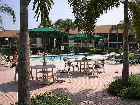 2307 SW 15th Street SW #1, Deerfield Beach, FL 33442