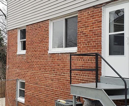 3rd image of 5328 67th Ave