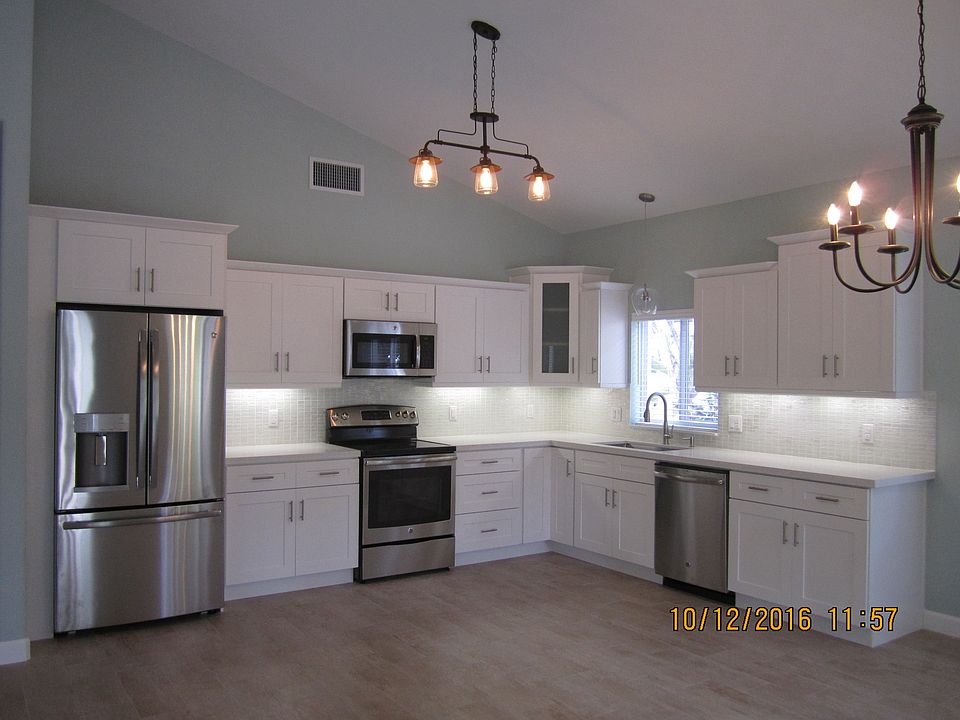 2nd image of 253 Hibiscus St