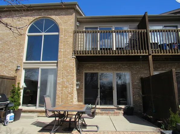 824 W State Route 173, Antioch, IL 60002