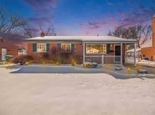 32311 Bock St, Garden City, MI 48135
