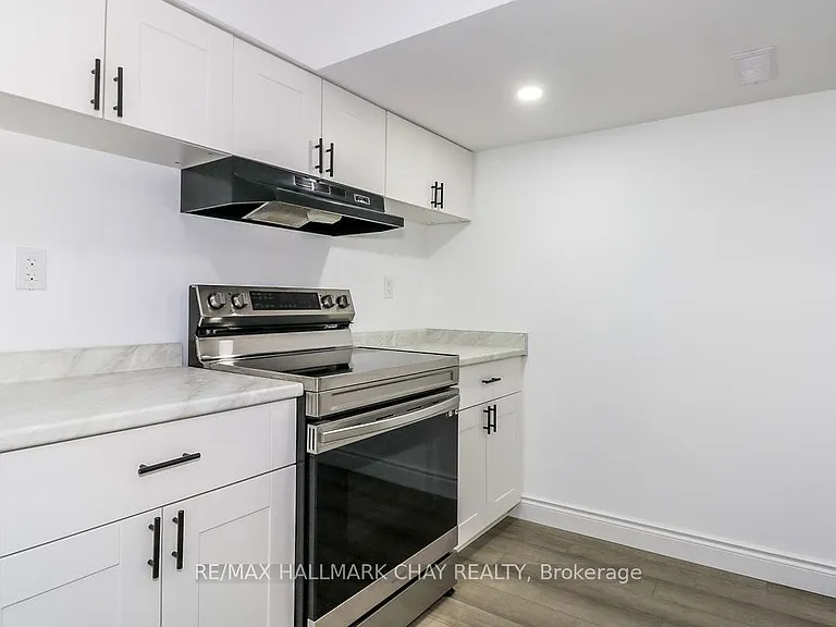 30 Stevenson St #B — Photo 12