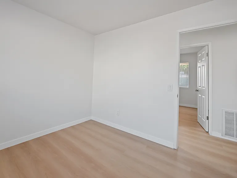 635 M B Martinez St — Photo 25