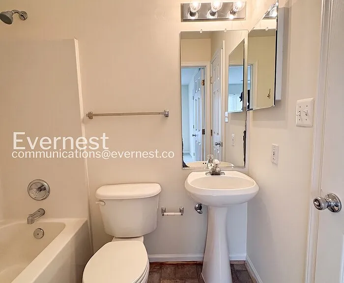 1101 Highpointe Blvd — Photo 19