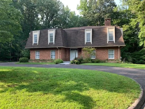 61 Lake Heron Dr, Danville, VA 24541