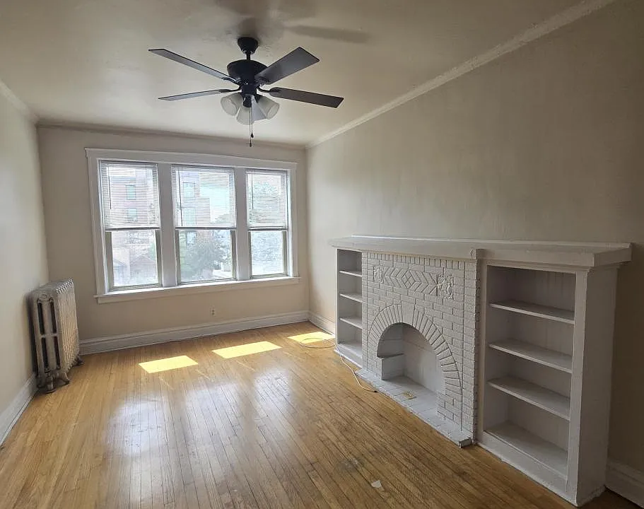 4109 N Spaulding Ave #3