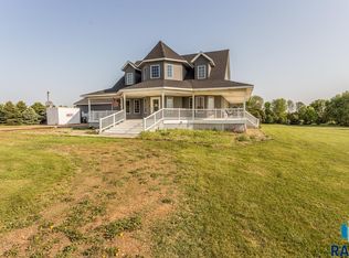 46378 257th St, Hartford, SD 57033