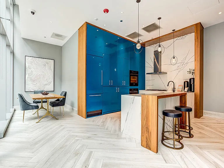 Chef's Entertainment Kitchen