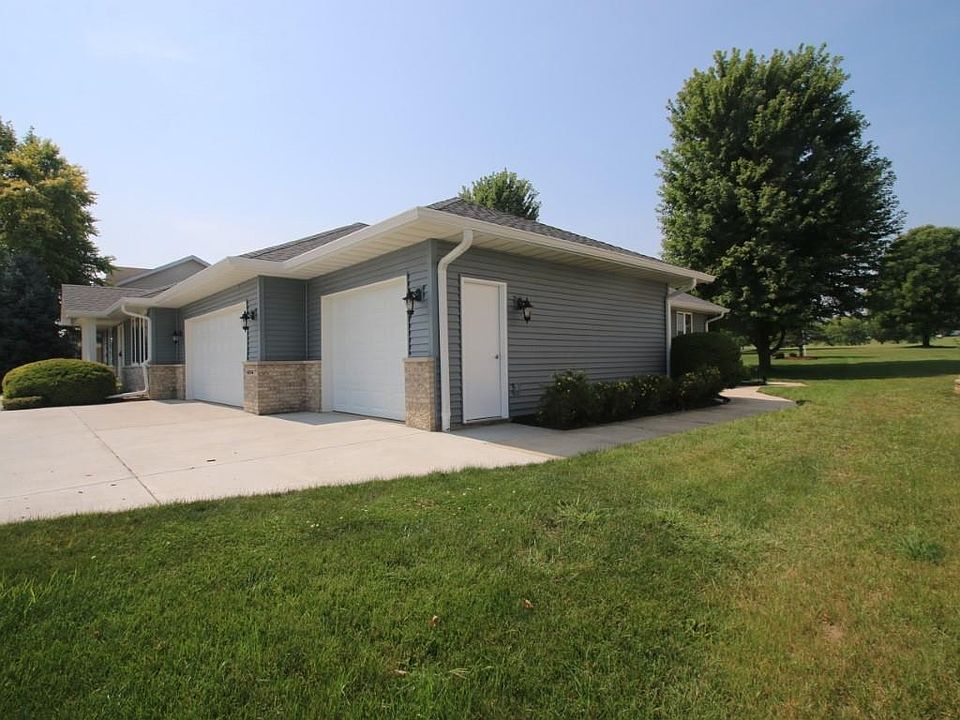 4244 Westlake Village Dr Winnebago, IL, 61088 Apartments for Rent