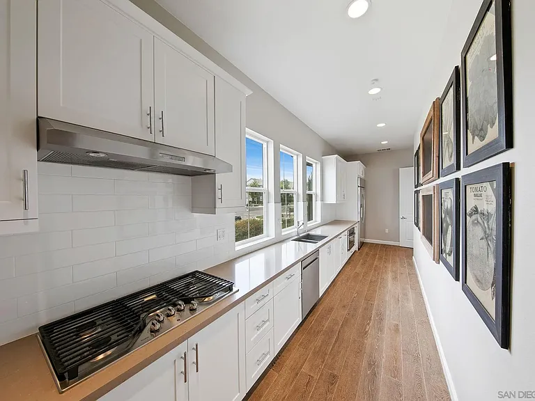 2028 Avenida Andanza — Photo 31