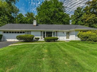 16 Birchwood Ln, Hartsdale, NY 10530