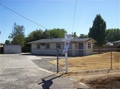7200 Chesney Way photo 1