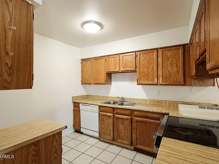 3238 E Calypso Ave — Photo 8