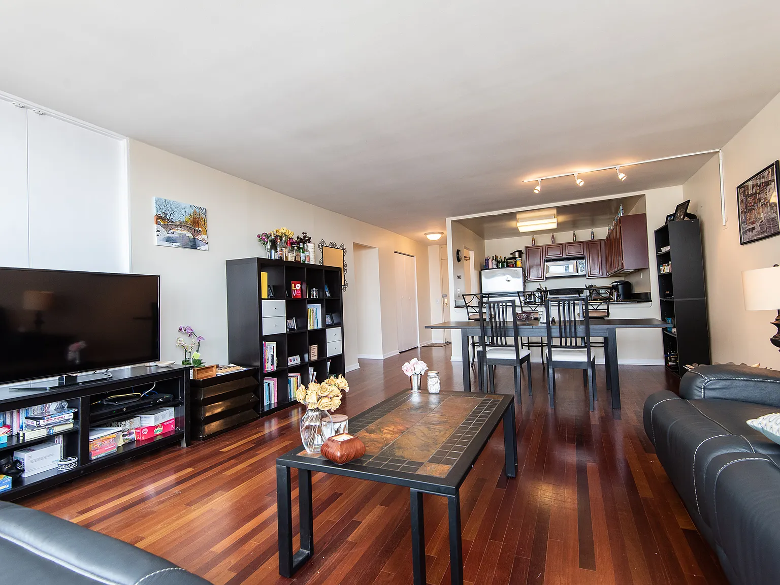 2 bed, 1150 sqft, $3,500 — Photo 4