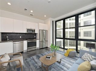 800 Embassy Dr APT 323, Austin, TX 78702