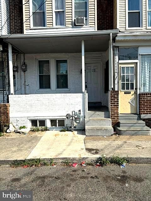 2nd image of 1120 Jackson St