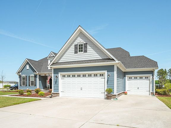 2nd image of 919 Lake Thrasher Dr