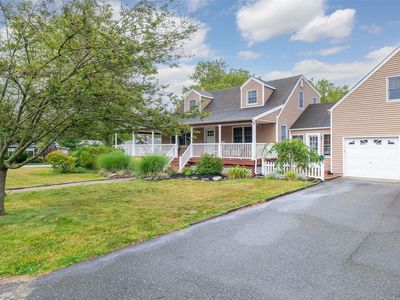 52 Hamilton Street, Amityville, NY, 11701