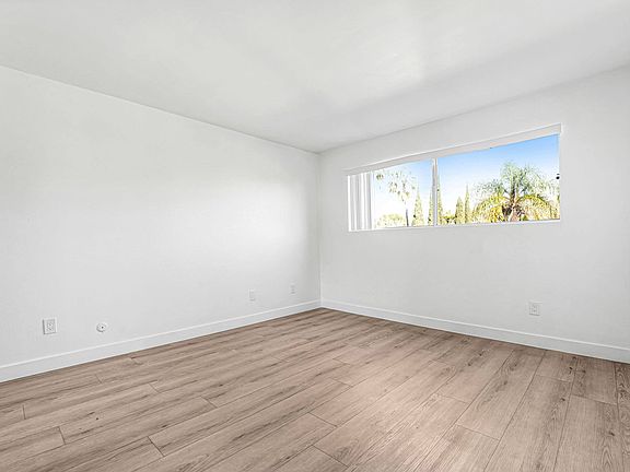5th image of 930 N Martel Ave APT 307