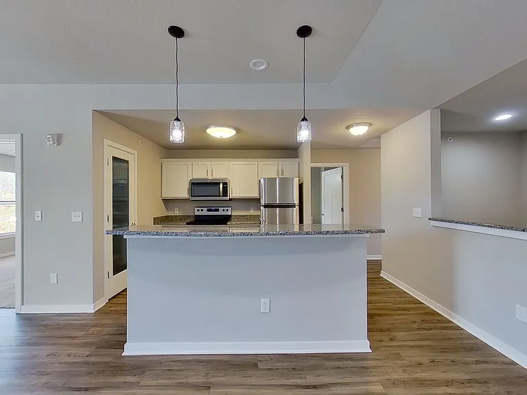 2006 American Eagle Dr #43 — Photo 12