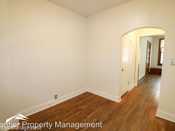 4th image of 928 Leavenworth St APT 3