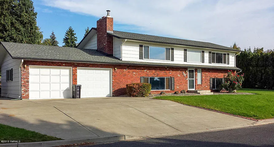 104 N 68th Pl photo 1