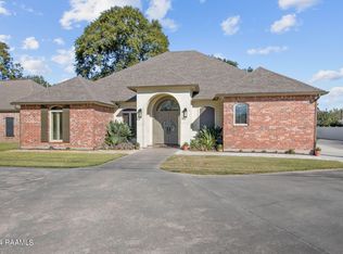 505 E Butcher Switch Rd, Lafayette, LA 70507