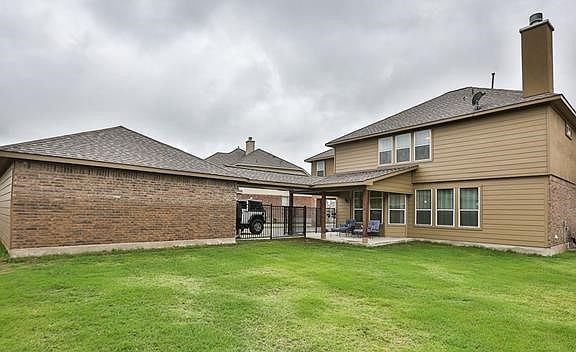 3rd image of 5013 Scenic Lake Dr