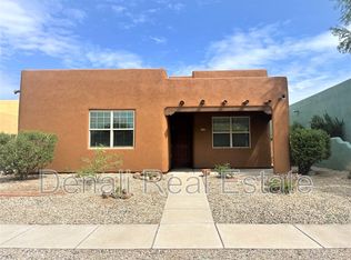 10369 E Roylstons Ln, Tucson, AZ 85747