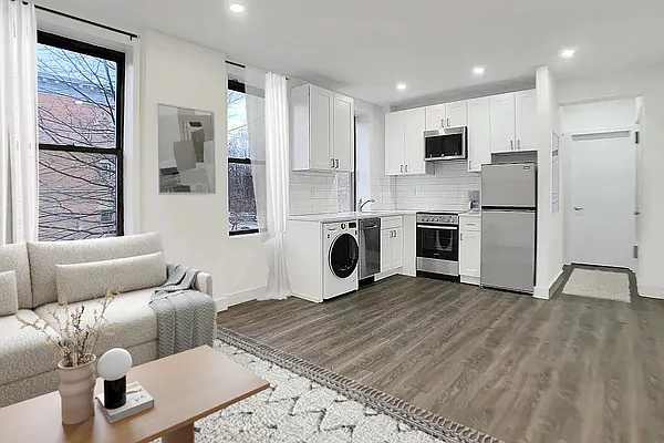 Rented by Freestone Property Group | media 1