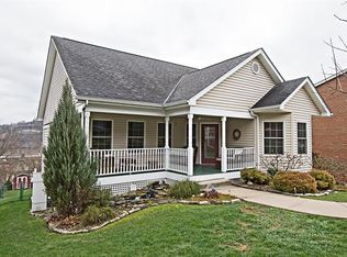 226 Walnut St, Blawnox, PA 15238