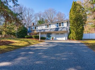 32 Tower Farm Rd, Billerica, MA 01821