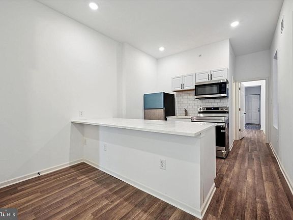 4th image of 2132 N 18th St