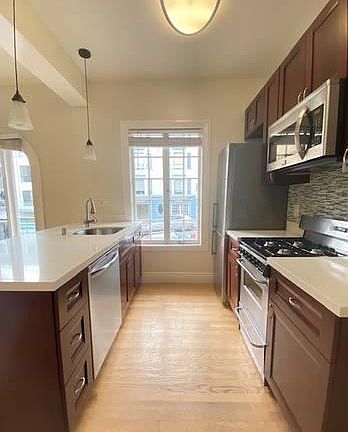 2nd image of 1224 Hyde St APT 1