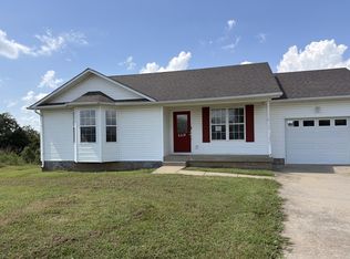 110 Josephines Ct, Oak Grove, KY 42262