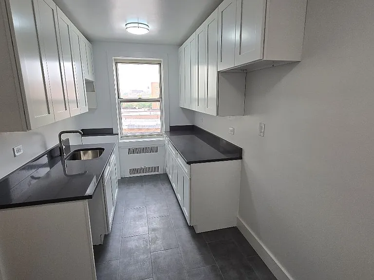 4853 44th St #5D — Photo 5