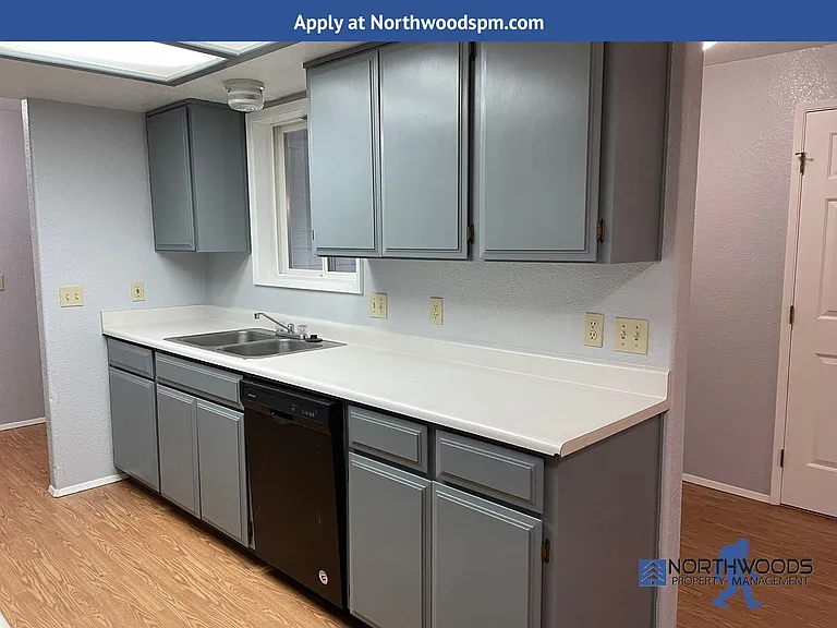 1393 Kokanee Ln — Photo 6